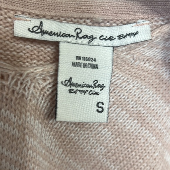 Women’s Hooded Lightweight Spring Sweater - Picture 6 of 6